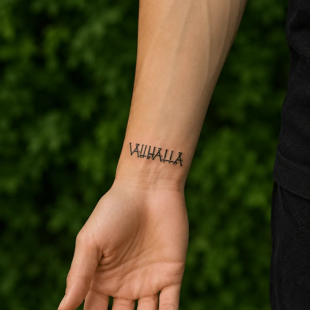 SafeTatt — Valhalla · fotografie tetování na kůži